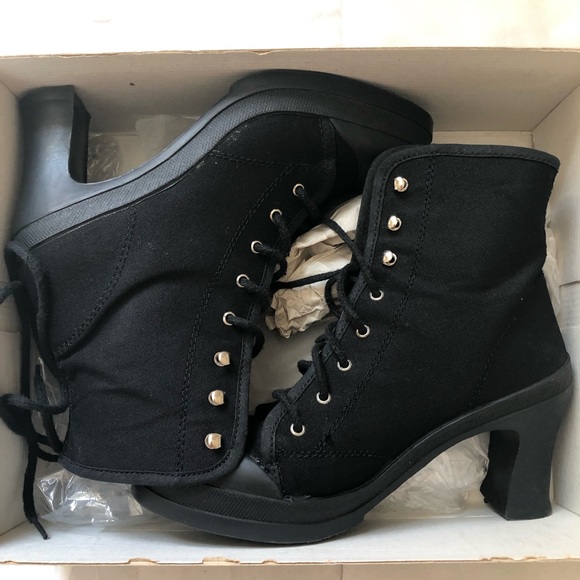 NoBox Black Heeled High-Top Sneaker Booties from the 1990’s. Size 37 - Picture 4 of 6